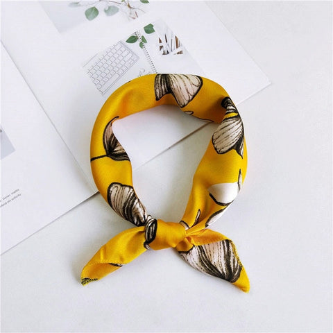 2019 New Women 50*50cm Spring Autumn Heart Print Small Square Scarves Female Headband Hair Tie Band Wrist Wrap Head Bandana