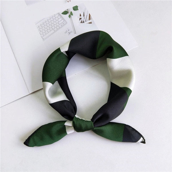 2019 New Women 50*50cm Spring Autumn Heart Print Small Square Scarves Female Headband Hair Tie Band Wrist Wrap Head Bandana