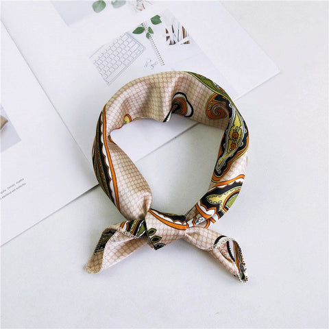 2019 New Women 50*50cm Spring Autumn Heart Print Small Square Scarves Female Headband Hair Tie Band Wrist Wrap Head Bandana