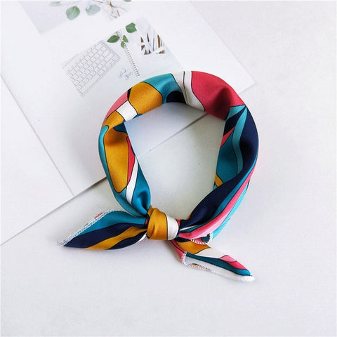 2019 New Women 50*50cm Spring Autumn Heart Print Small Square Scarves Female Headband Hair Tie Band Wrist Wrap Head Bandana