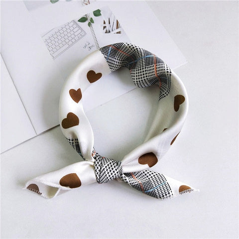 2019 New Women 50*50cm Spring Autumn Heart Print Small Square Scarves Female Headband Hair Tie Band Wrist Wrap Head Bandana