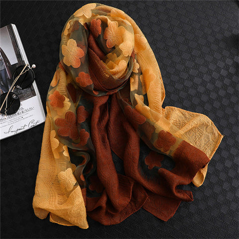 LaMaxPa 2019 New Fashion Women Cut Flowers Hollow Lace Gradient Silk Scarf Spring Shawls and Wraps Towel Femme Beach Sjaals