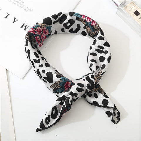 2019 new spring summer women scarf small size silk scarves square NeckerChief office lady scarves spring shawls 50*50cm